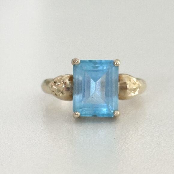 Cyde Duneier Designer 10K Yellow Gold Blue Topaz Emerald Cut Ring Size 6 - Picture 5 of 16